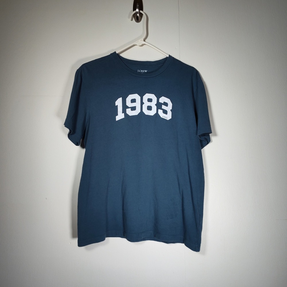 J.Crew Mens Blue 1983 Graphic Crewneck T-Shirt‎ Short Sleeve Cotton BR843 Size M